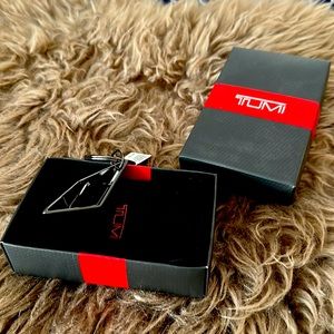 New Tumi Metal Origami Boat Key Fob